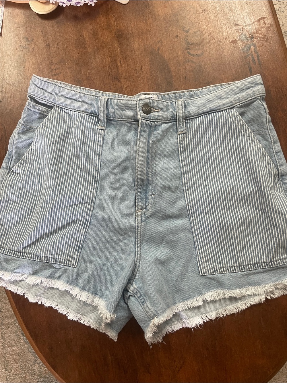 Lee Light Wash Denim Shorts with Striped Front Pockets